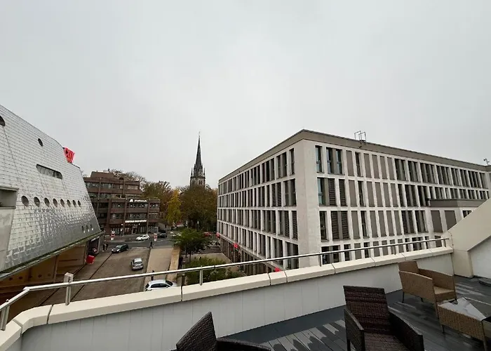 شقة Stylisches 130 M2 Duplex-penthouse Mit Terrasse Und Stadtblick Im Zentrum كاسيل